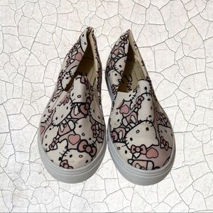 Zippolite Hello Kitty Shoes (2.5 -3 kids US size)